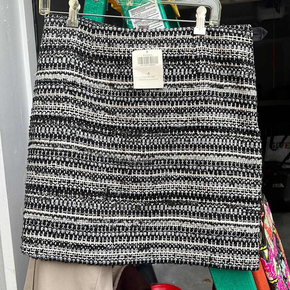 Tweed skirt